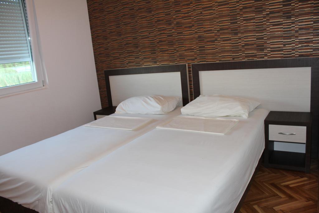 Novi Apartments Herceg Novi Quarto foto